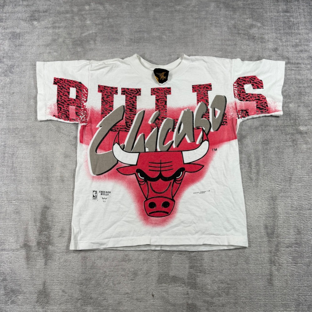 Vintage Chicago Bulls Shirt Kids 12/14 White Magic Johnson T's Graphic NBA